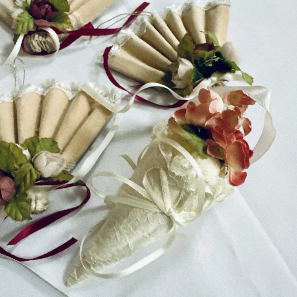 Vtg‎ Victorian Style Set Of 7 Christmas Ornaments Velvet Lace Ribbon Cream Rose